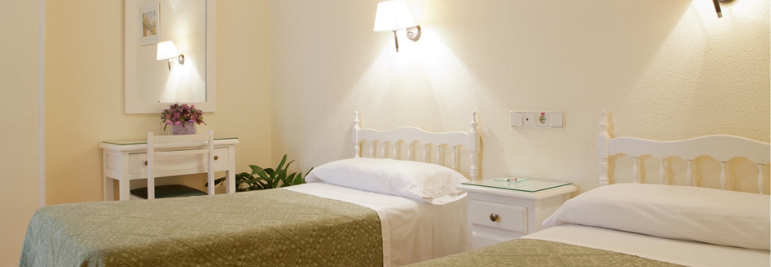Room at Hostal Los Alpes